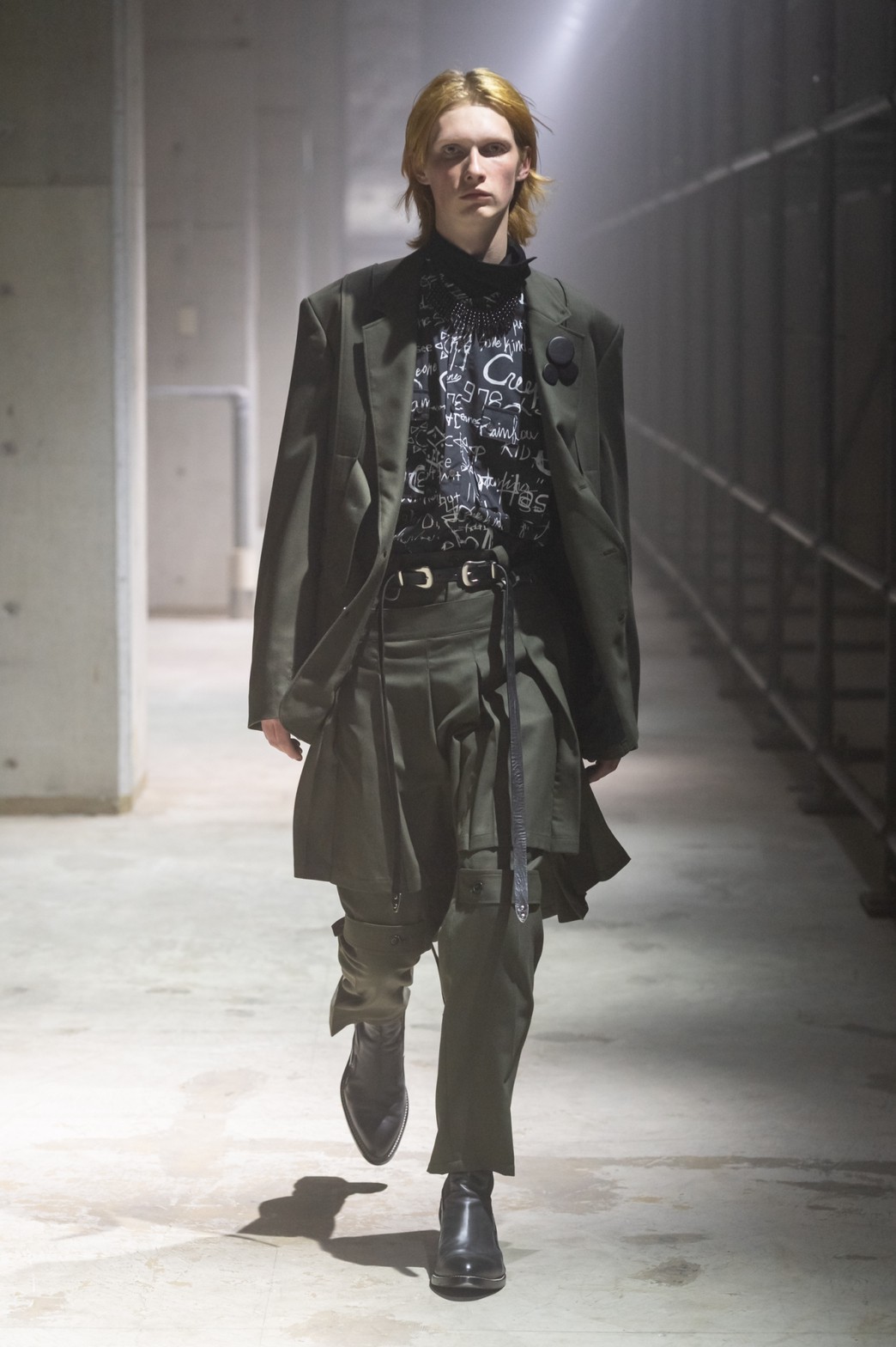 LOOK | FORSOMEONE(フォーサムワン)公式ONLINE STORE