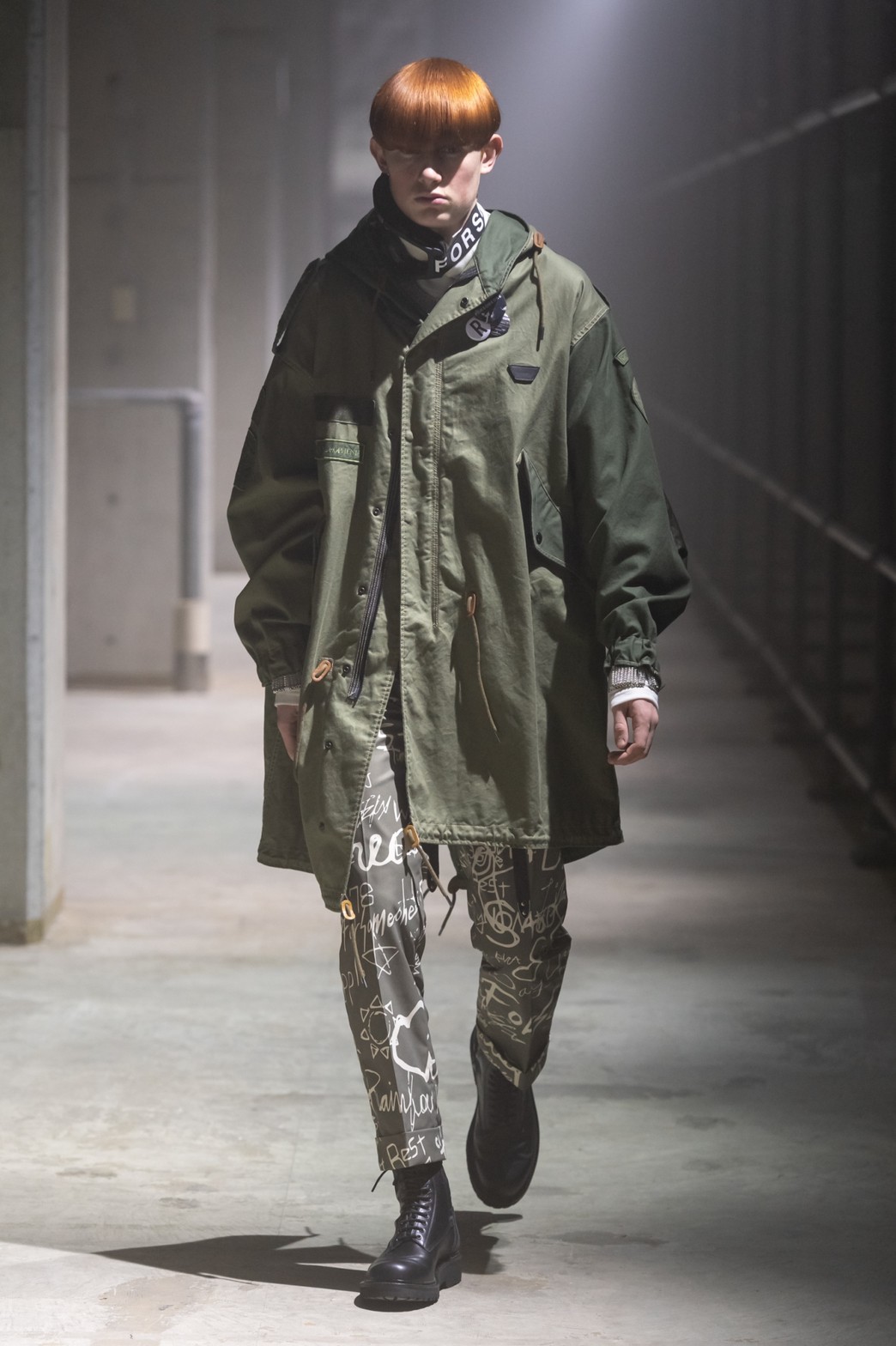 LOOK | FORSOMEONE(フォーサムワン)公式ONLINE STORE