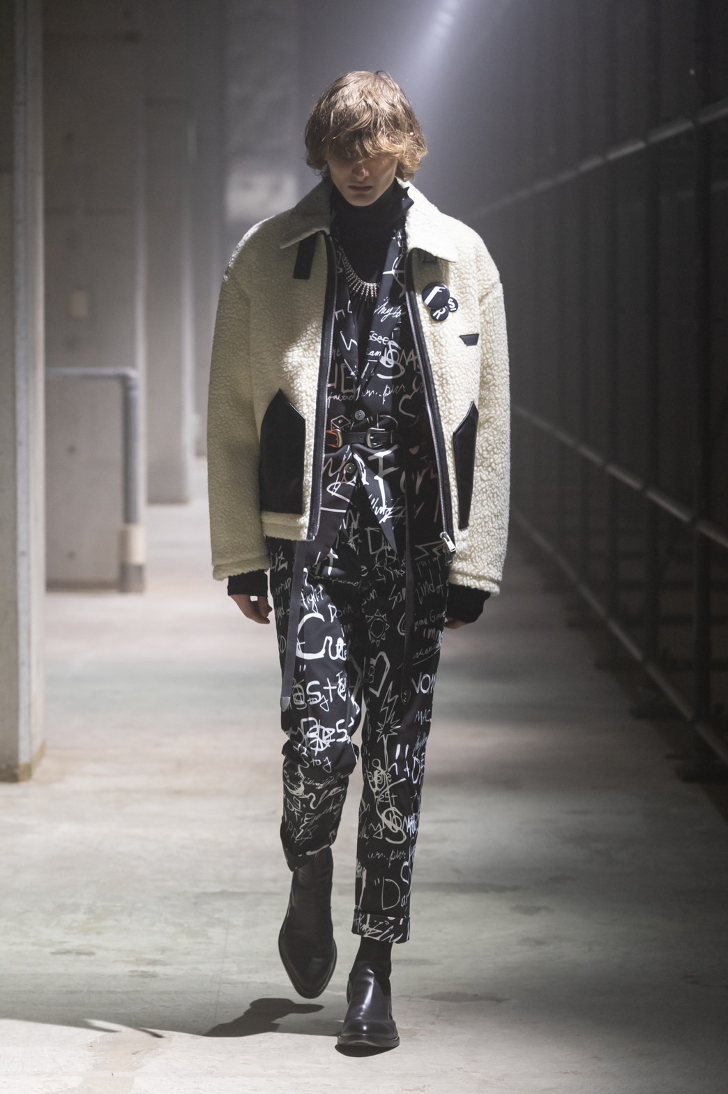 LOOK | FORSOMEONE(フォーサムワン)公式ONLINE STORE