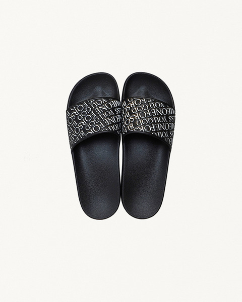 MONOGRAM SLIDE