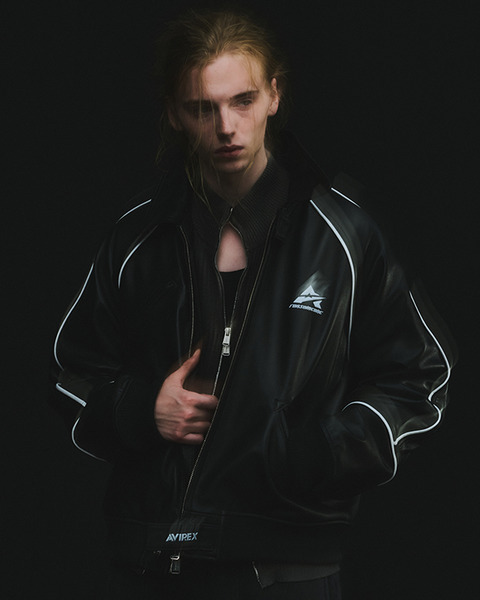 AVIREX LEATHER JACKET