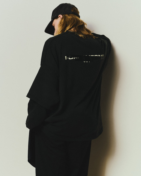 TAPE LOGO LAYERED TEE 詳細画像