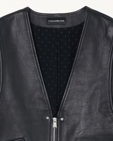 CALF LEATHER VEST 詳細画像