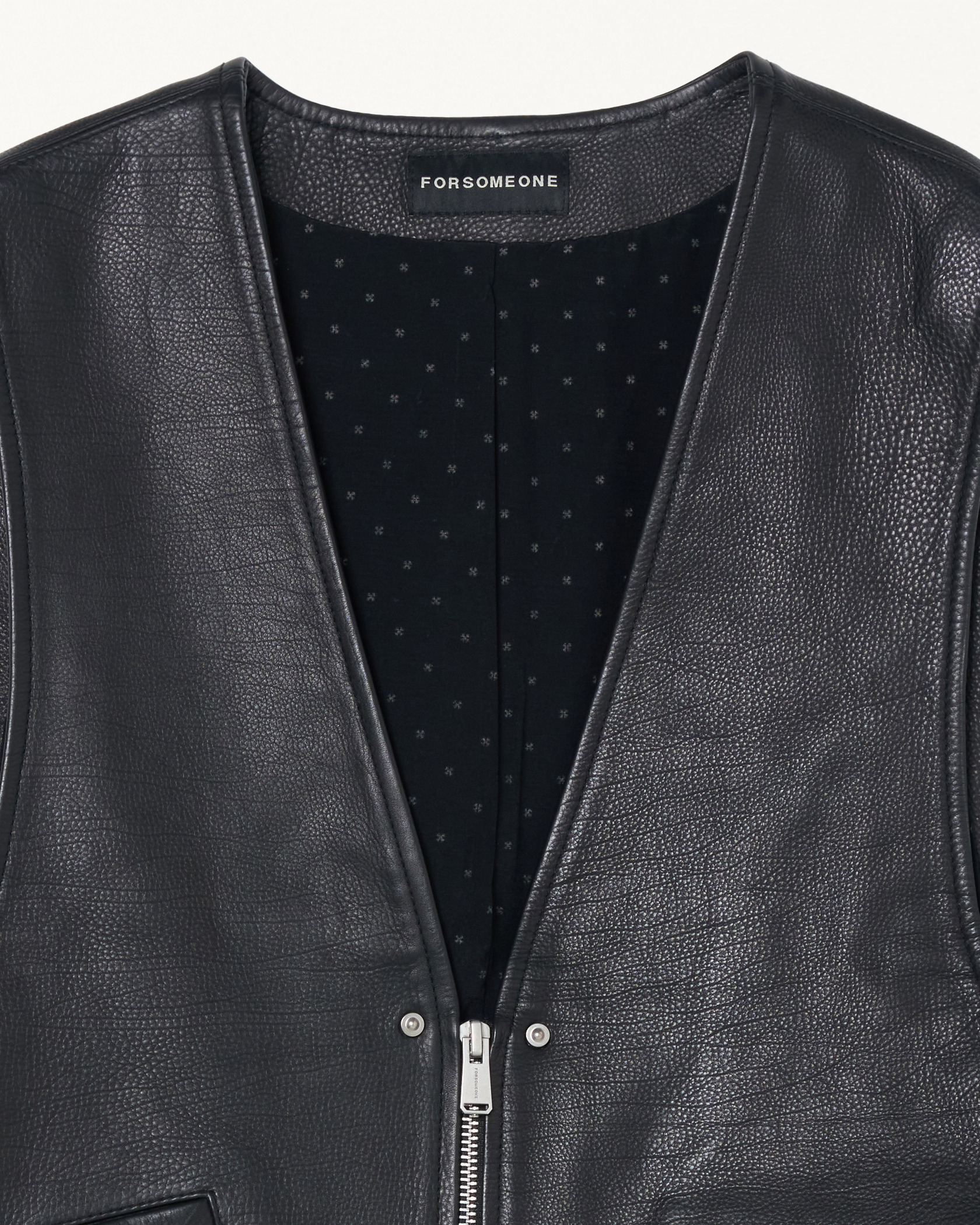 CALF LEATHER VEST 詳細画像 Black 7